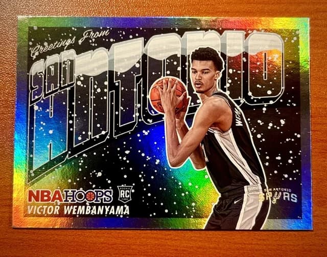 Victor Wembanyama 2023-24 Panini NBA Hoops Rookie Greetings Holo Winter #1